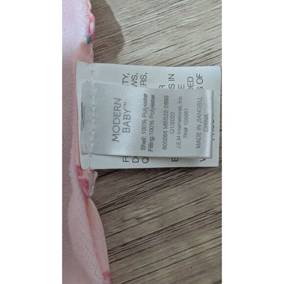 Modern Baby Soft Plush Baby Lovey Blanket With Bunny Design & Teething Ring 12" - Picture 7 of 7